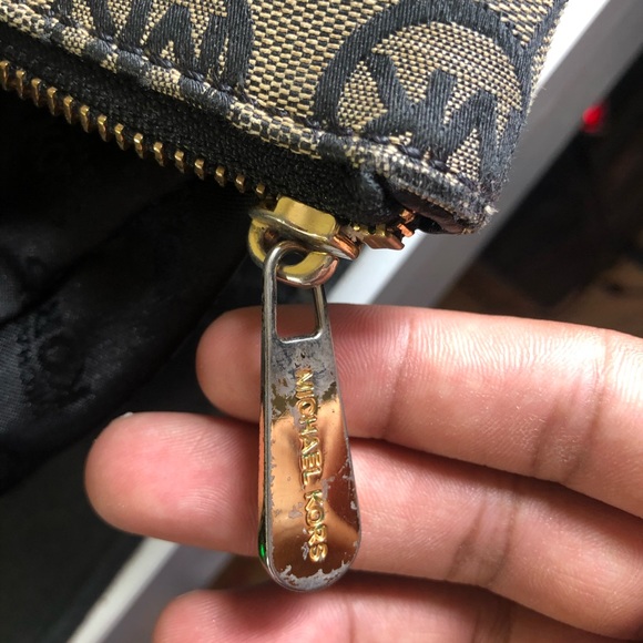 MK Bag - Picture 5 of 8